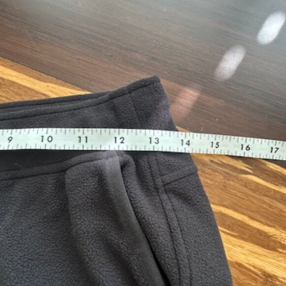 The North face Fleece Jogger - Picture 9 of 10